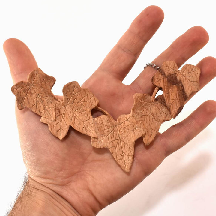 ivy necklace wood