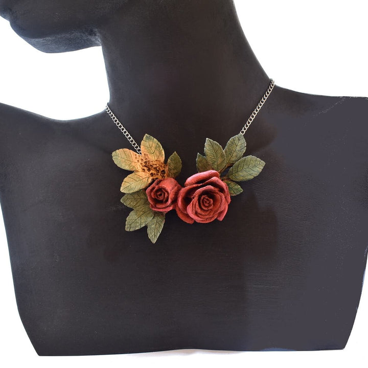 roses pendant